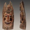 L'homme qui médite les oreilles vers un autre monde
