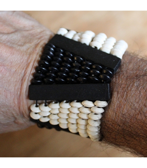 Bracelet noir et blanc perles de bois