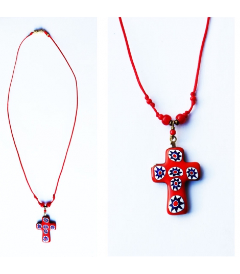 Creation collier croix rouge verre de Murano