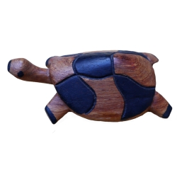 Jolie tortue en bois