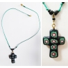 Collier pendentif croix verre de Murano